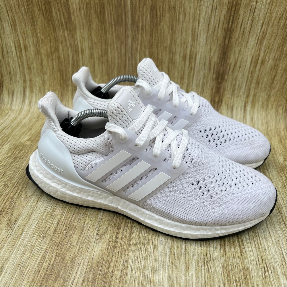 Adidas Ultraboost 1.0 DNA Women's Size 7.5 White Primeknit Running Shoes HQ4207